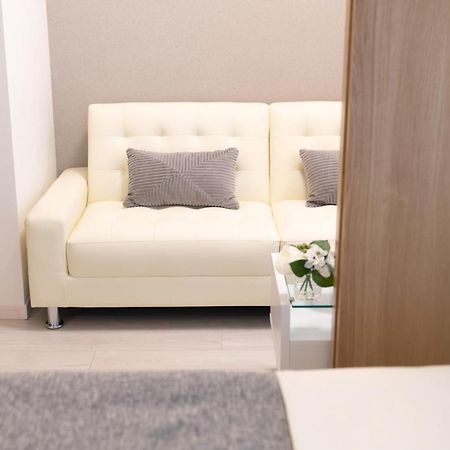 Osaka Sunshine Tower73 L Aparthotel Εξωτερικό φωτογραφία